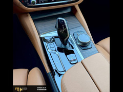 BMW 520 Luxury - 4