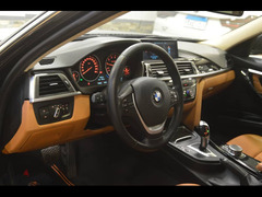 BMW 318i Model 2019 - 8