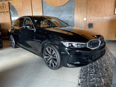 BMW 320i luxury 2023 - 3